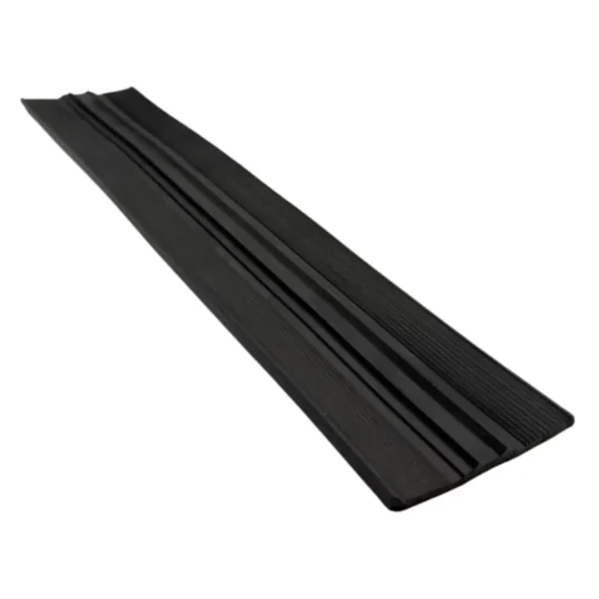 Uszczelka gumowa dolna SD-12 60mm samoprzylepna 1 m.b.